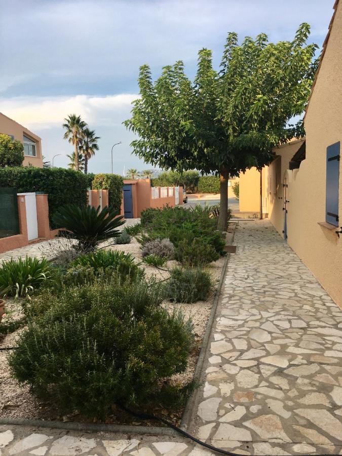 Sainte Maxime France 4 Etoiles Front De Mer Plage De La Nartelle Exterior photo